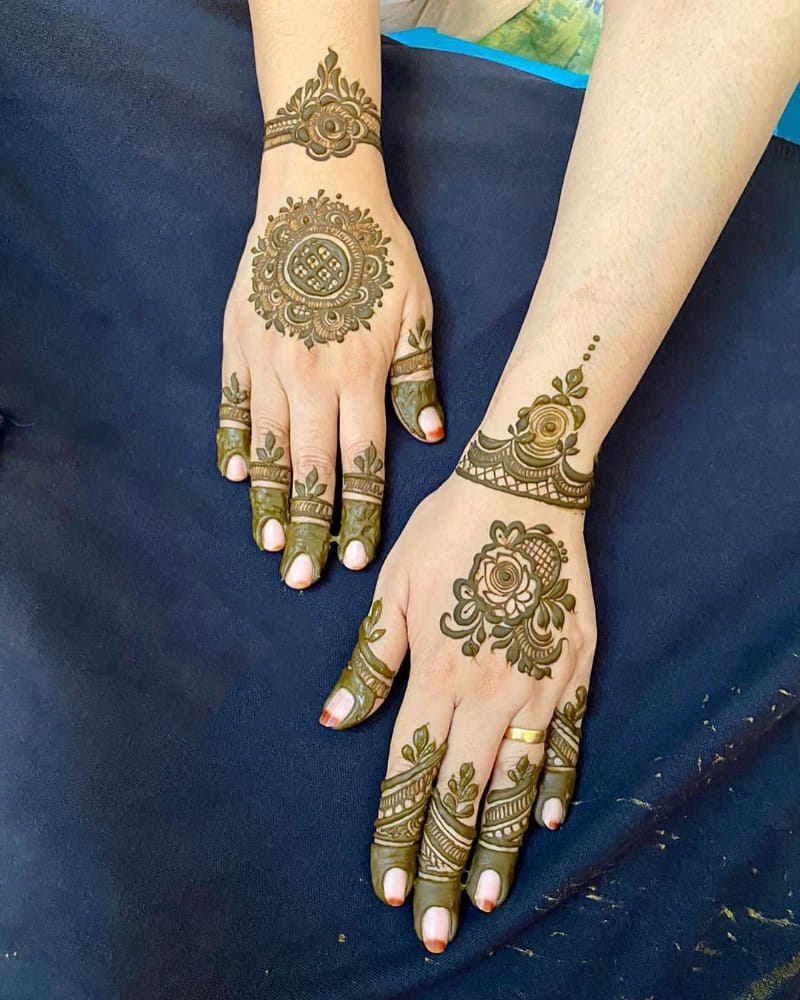 Boundless Mehndi Design