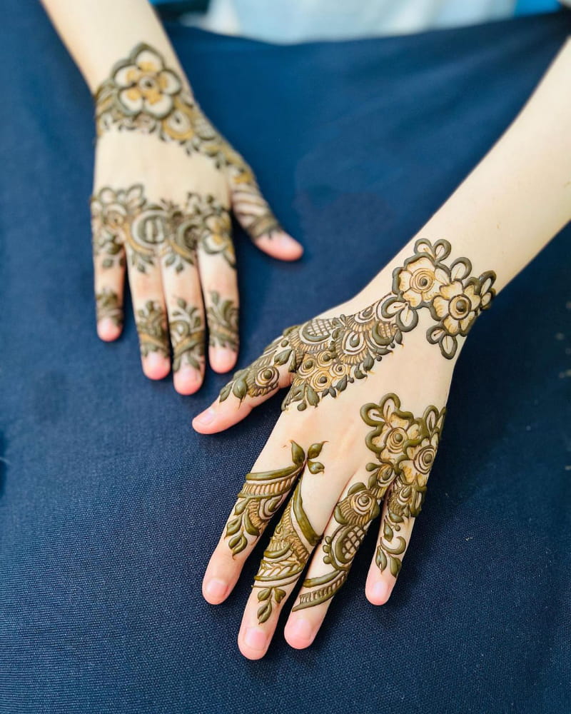Flourished Mehndi Design