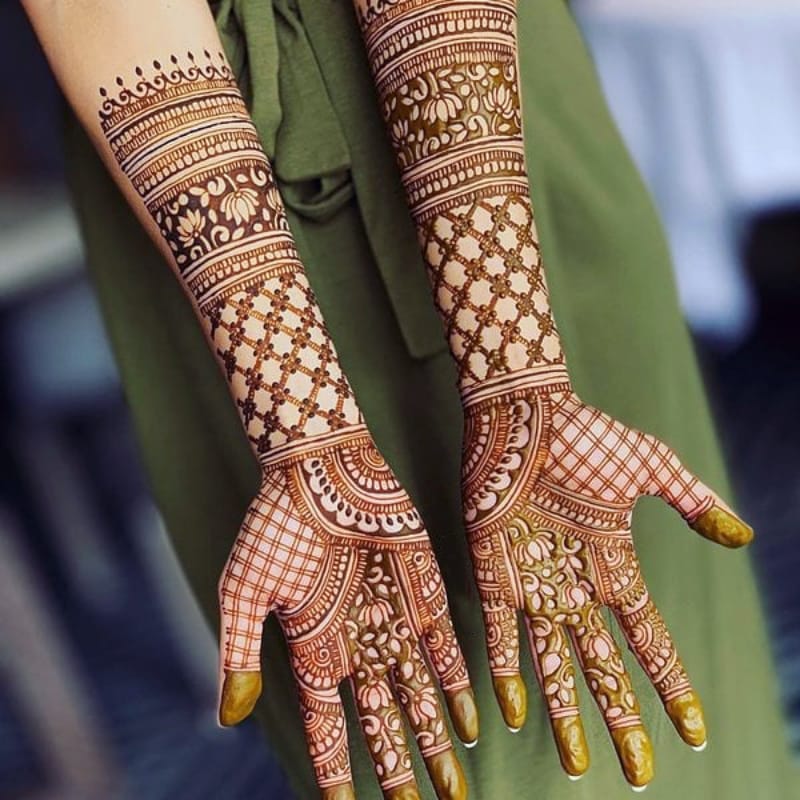 Fragrant Mehndi Design