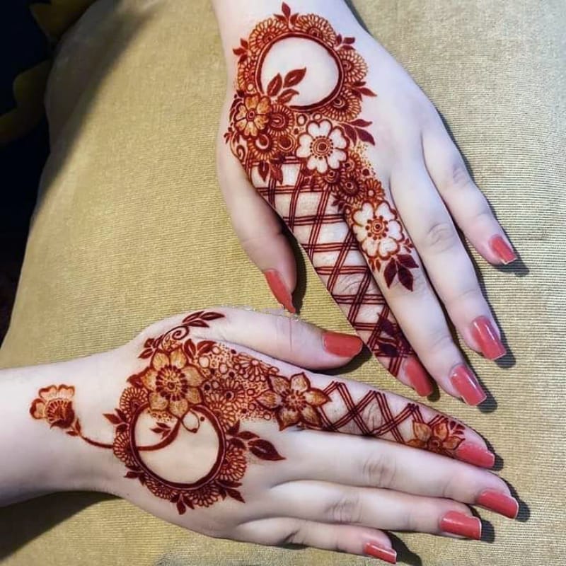 Majestic Mehndi Design