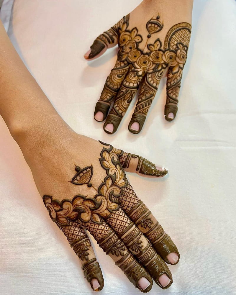 Nostalgic Mehndi Design