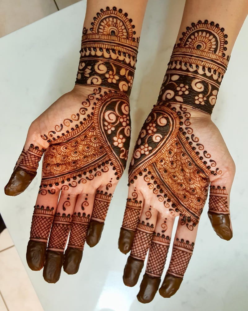 Royal Arabic Mehndi Design