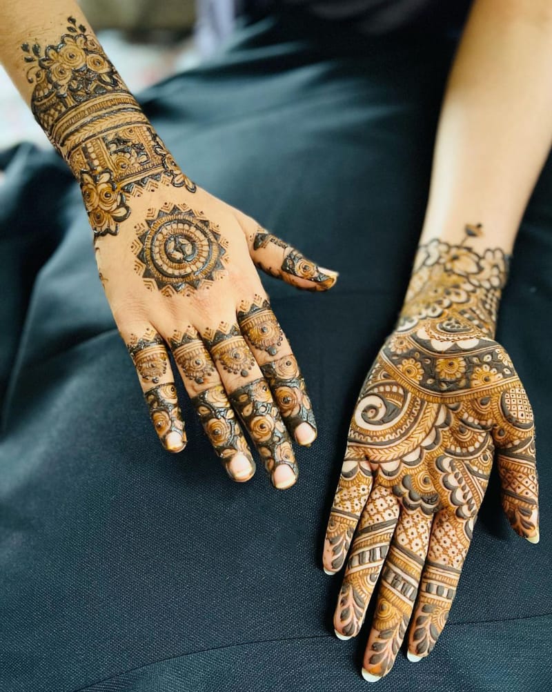 Vibrant Mehndi Design